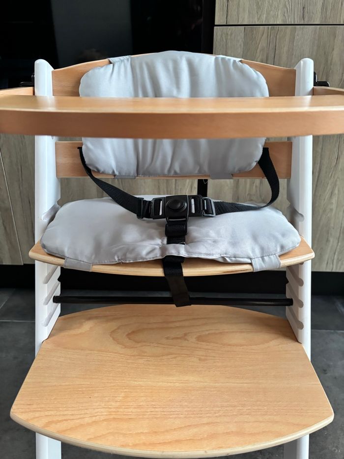 KINDERKRAFT — Chaise haute évolutive Enock White Wood - photo numéro 9