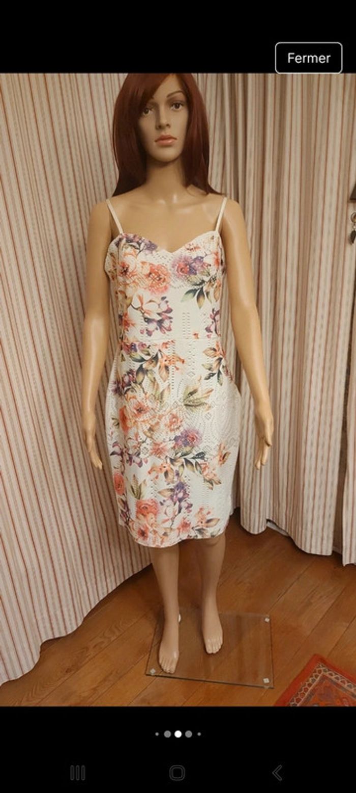 Jolie robe d'été Lipsy London eu 42 us 10 - photo numéro 4