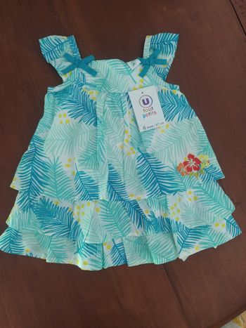 Robe 6M neuve avec étiquette