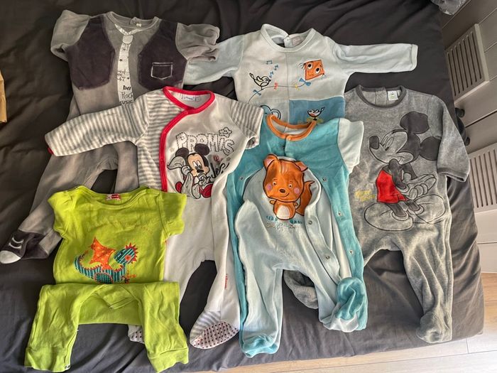 Lot de 6 pyjamas 12 mois - 74 cm