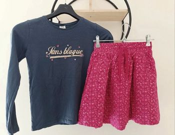 12 ans ensemble teeshirt Okaïdi et jupe kiabi