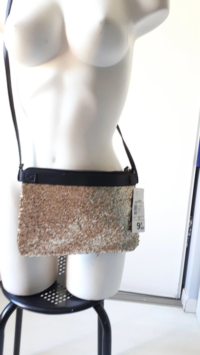 Pochette bandoulière dorée et noire à paillette kiabi