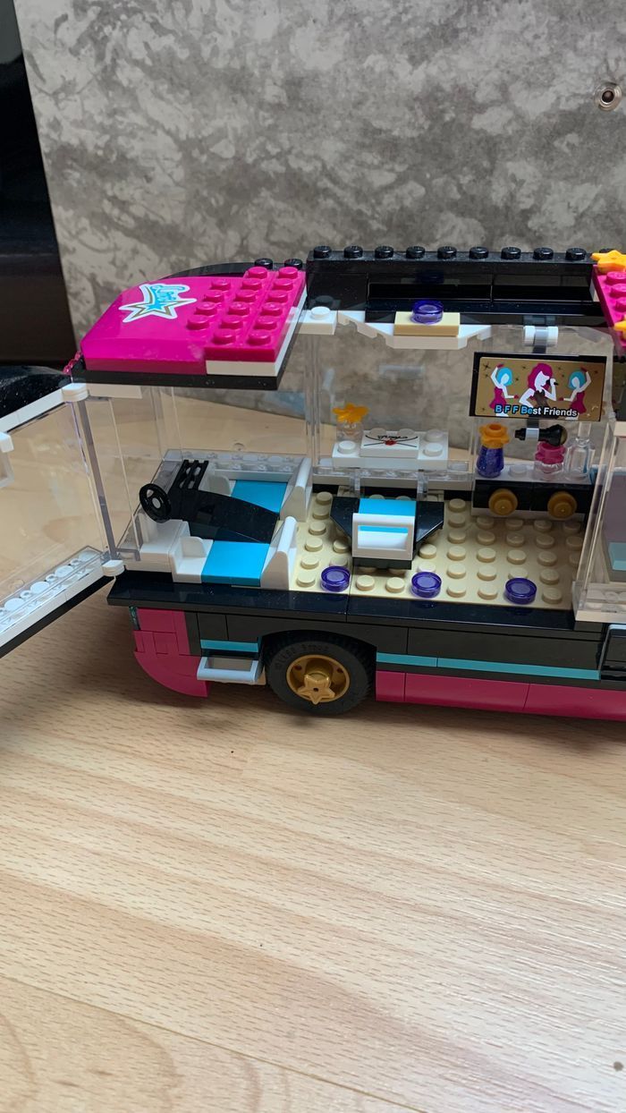 Lego Friends 41106-La tournée en bus - photo numéro 5