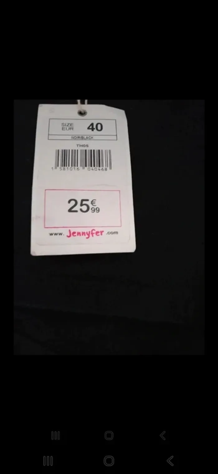Short noir neuf avec étiquette – Jennyfer – Taille 40 - photo numéro 2