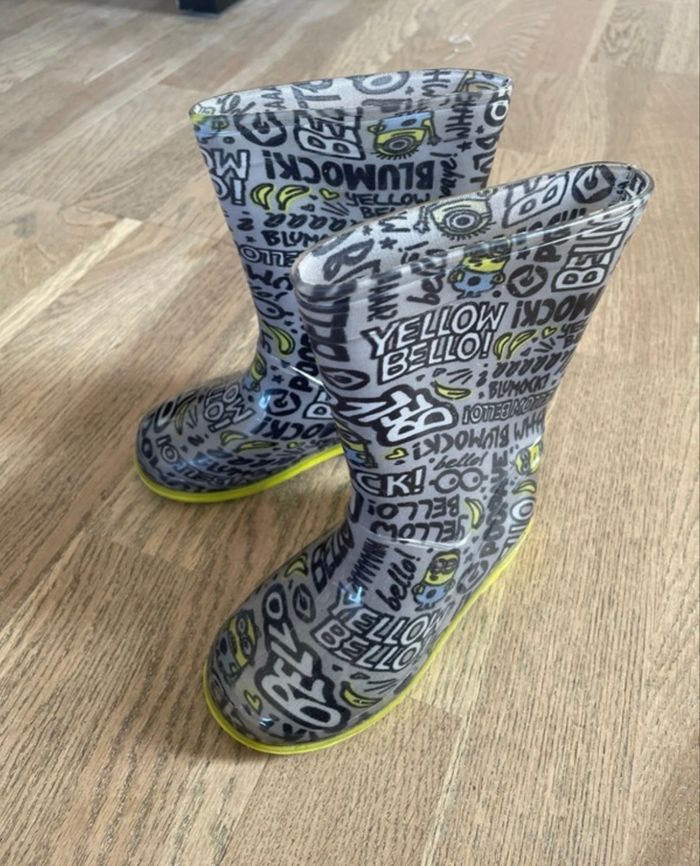 Botte de pluie minions 27 très bon état - photo numéro 3