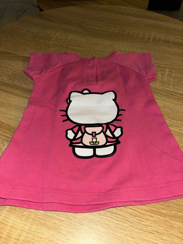 Robe hello kitty taille 3 mois en bon état - photo numéro 4