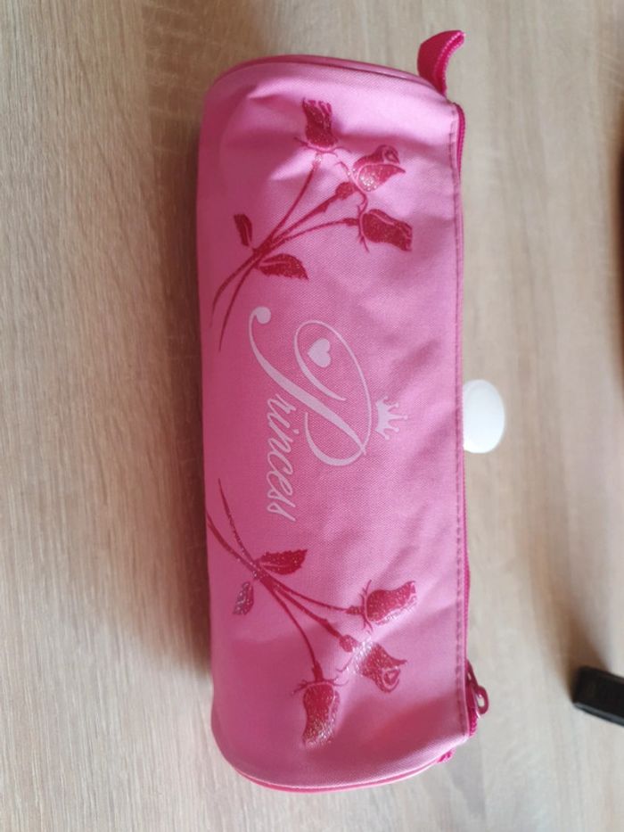 Trousse Princesses rose - photo numéro 2