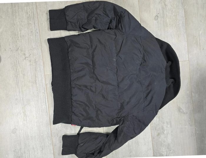 🌟 Manteau Levis noir Taille L 🌟 - photo numéro 2