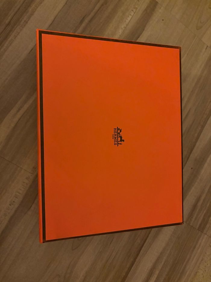 Claquette Hermes Taille 38 - photo numéro 3