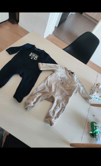 Deux pyjamas kiabi