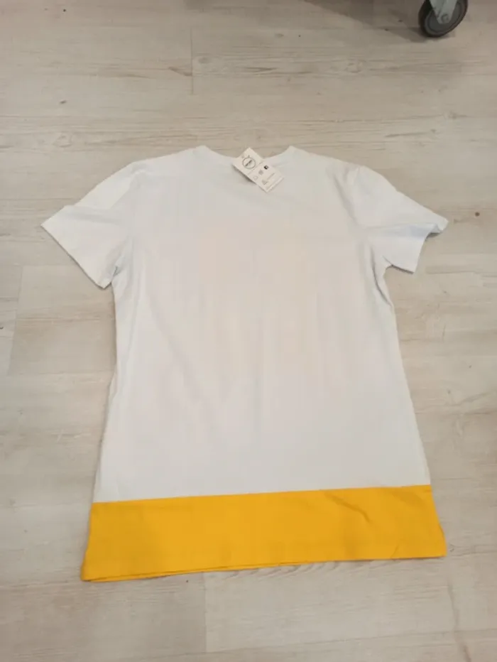Tee shirt blanc et jaune homme - photo numéro 4