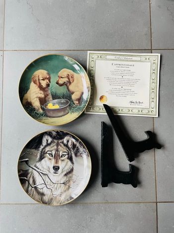 Lot assiettes décoratives collection Christie