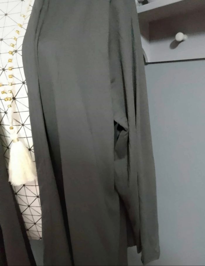 Cardigan Élégant Noir Femme Grande Taille 56 – Châle Polyvalent Léger à Manches Longues 🖤 - photo numéro 6
