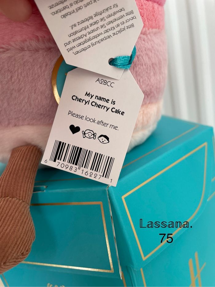 Peluche Jellycat Cheryl Cherry Cake 🩷 - photo numéro 7