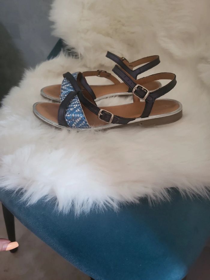 Nus pieds GBB en 38 - photo numéro 2