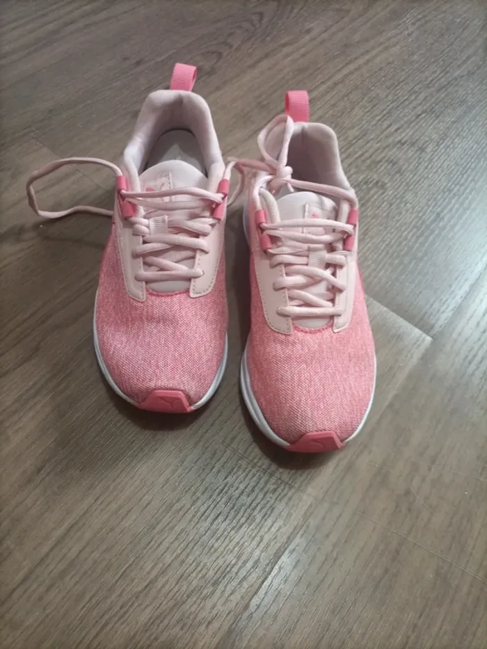 Jolies baskets fille Puma 36 - photo numéro 2