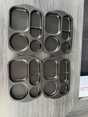 Lot 4 plateaux repas