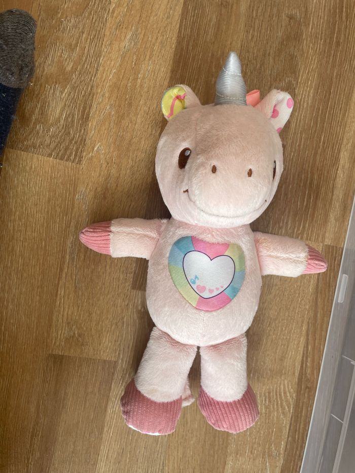 Maé ma licorne à câliner V-tech - photo numéro 6