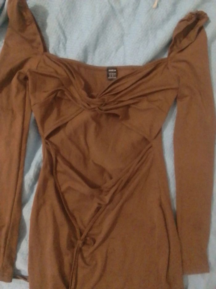Robe ou tee shirt - photo numéro 2