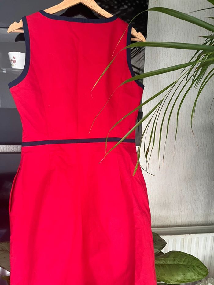 Robe Tommy taille 8 - photo numéro 6