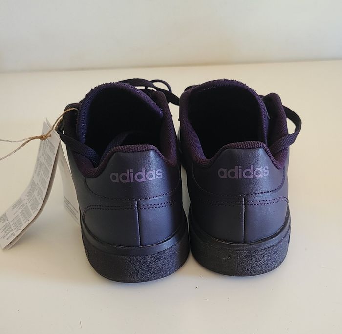 Basket Adidas neuve - photo numéro 5