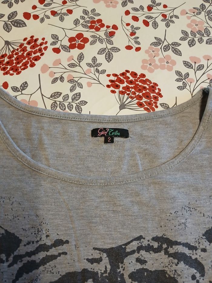 Tee-shirt femme - photo numéro 2