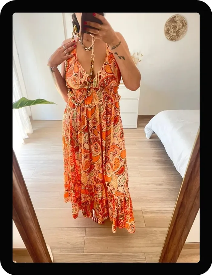 Robe d’été dos nu - photo numéro 2