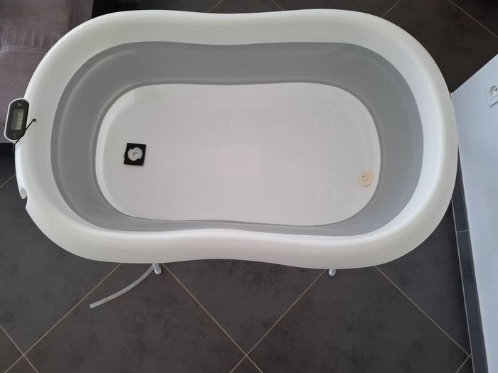 Baignoire sur pieds avec vidange état impeccable - photo numéro 3