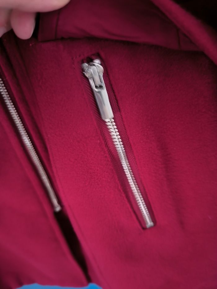 Manteau Cache-Cache Rouge Bordeaux capuche noire comme neuf Taille 42 - photo numéro 6