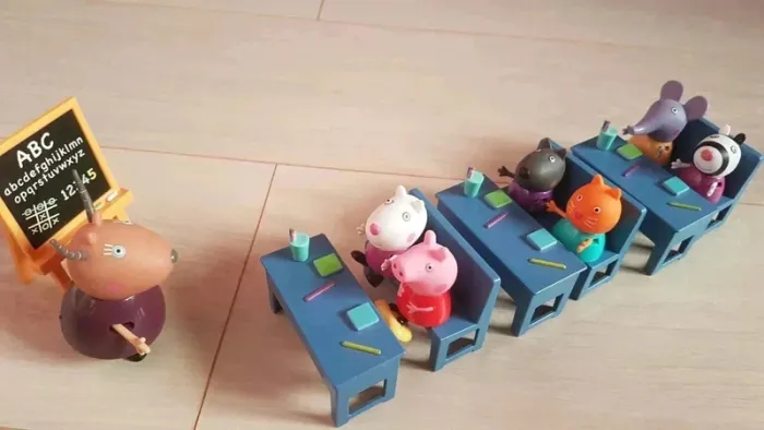 Salle de classe Peppa Pig - photo numéro 6