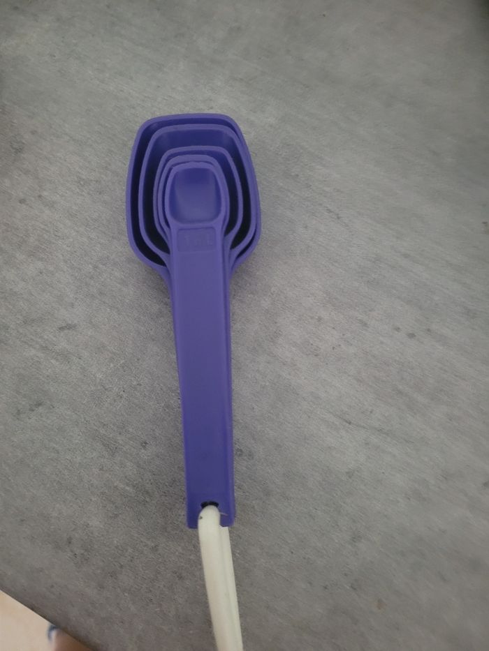 Cuillère mesure tupperware