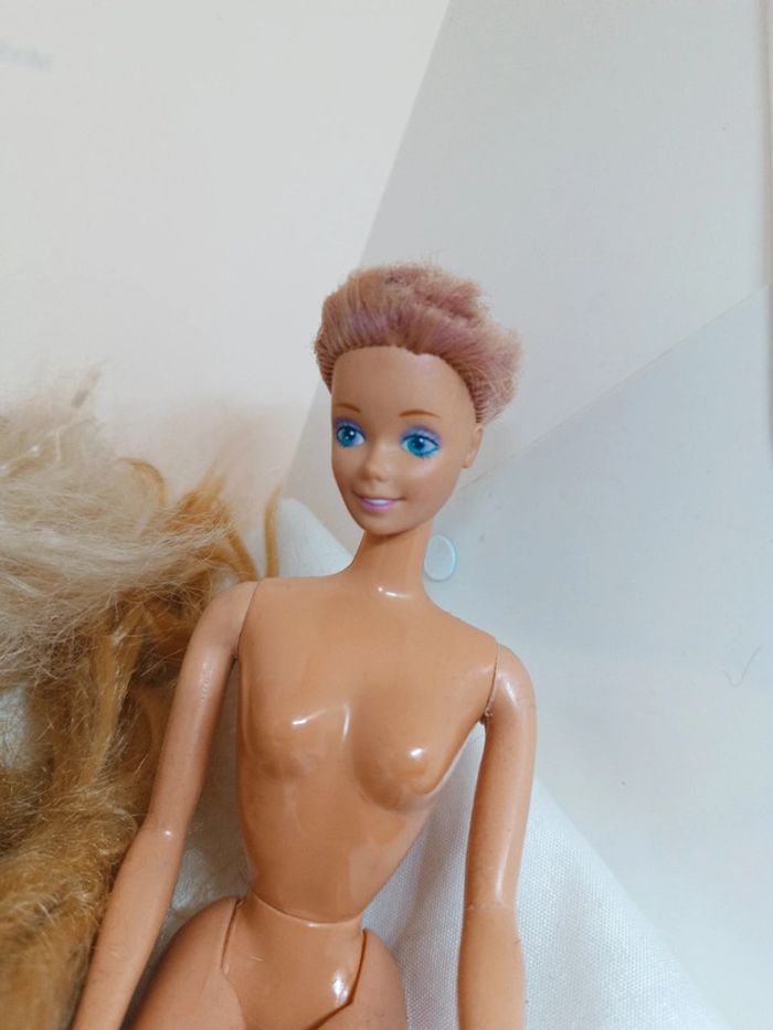 Barbie mattel vintage twist curly curl 1976 malaysia poupée mannequin doll benetton dream superstar - photo numéro 2