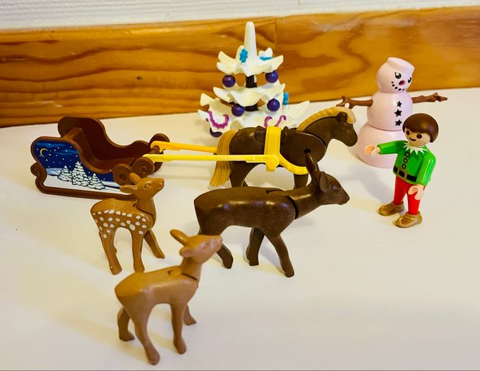 Playmobil - lutin, traîneau, bonhomme de neige