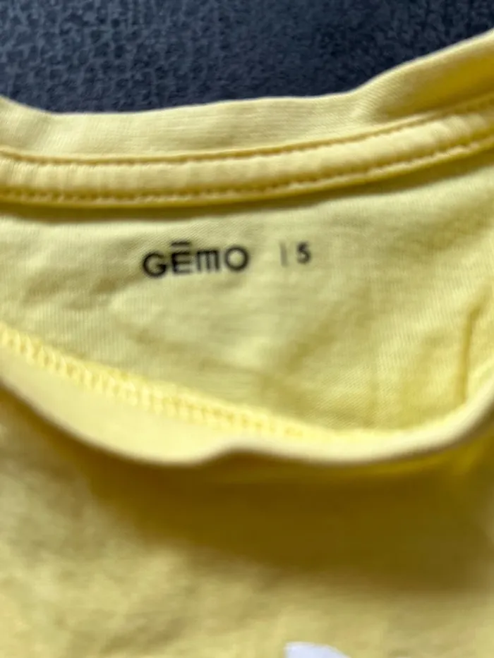 Tee shirt taille 5 ans - photo numéro 3