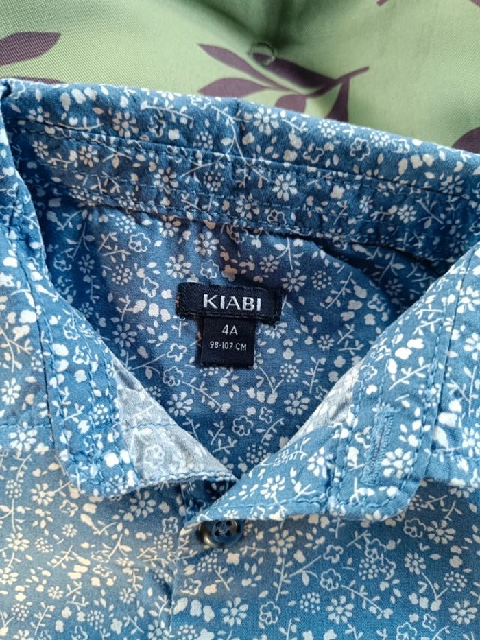 Chemise manches courtes fleuri 4 ans - photo numéro 2