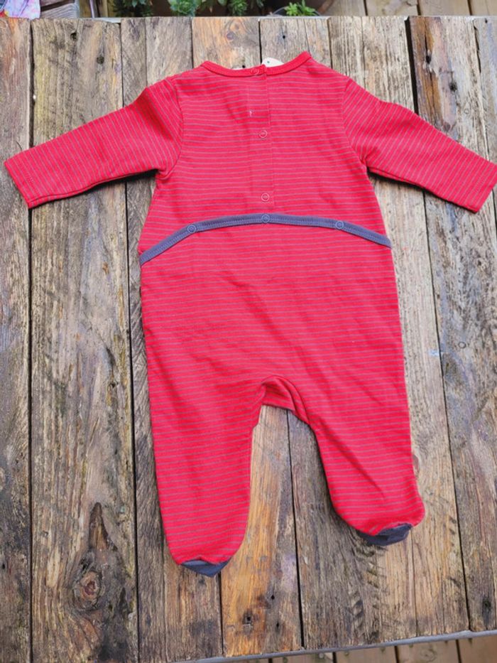 Superbe pyjama grenouillère Disney Mickey en pirate, rouge et grise, 3 mois, neuf avec étiquette - photo numéro 5