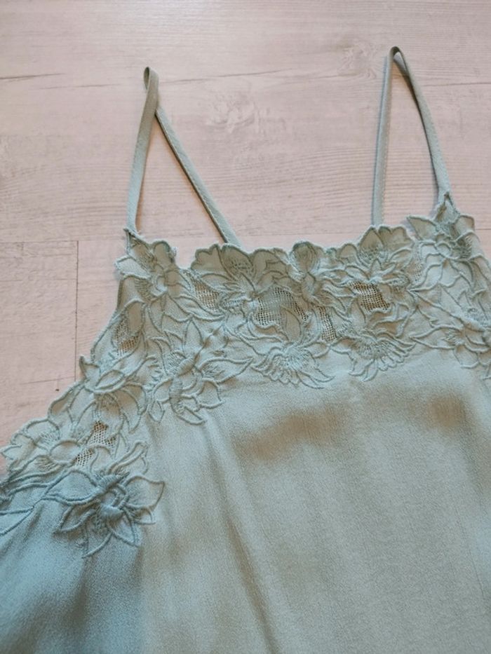 Très joli top vert d'eau et dentelle Camaïeu neuf taille M - photo numéro 3