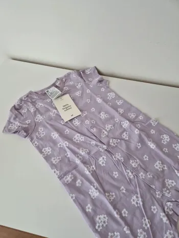 Combinaison short t-shirt fleuri lilas 18-24mois neuve H&M