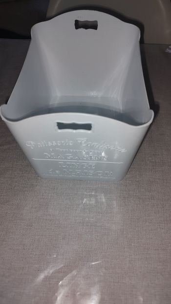 🧺 Bac de rangement blanc – Style maison chic – Neuf