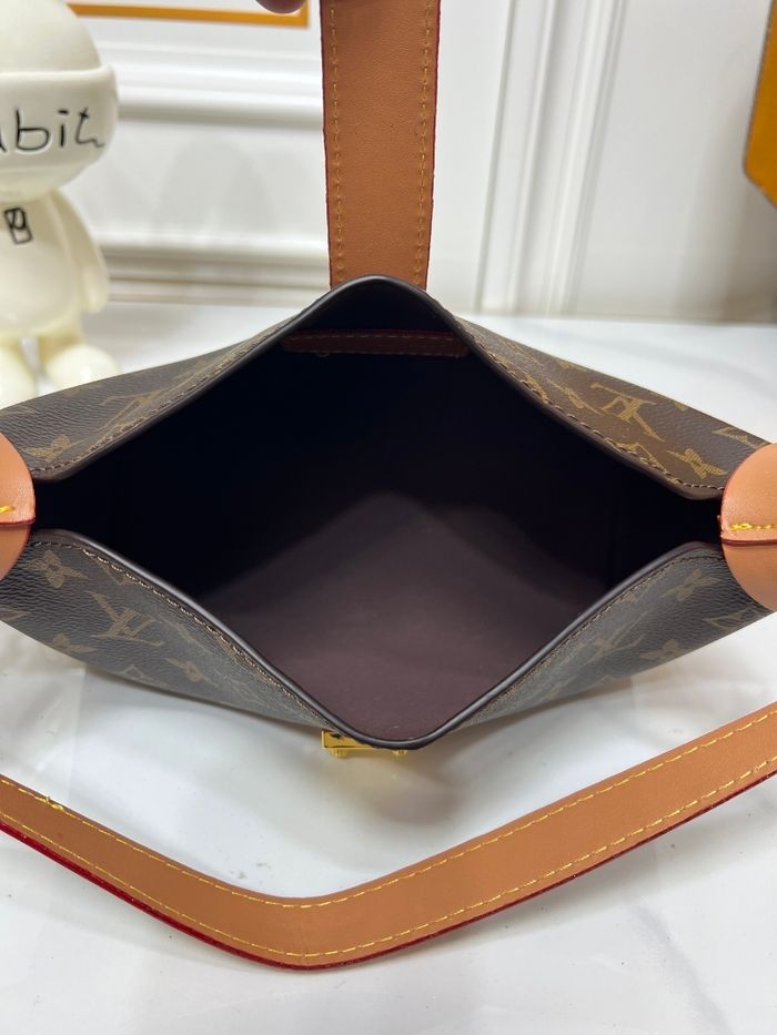 Louis Vuittoṇ   Pochette   M26191 - photo numéro 9