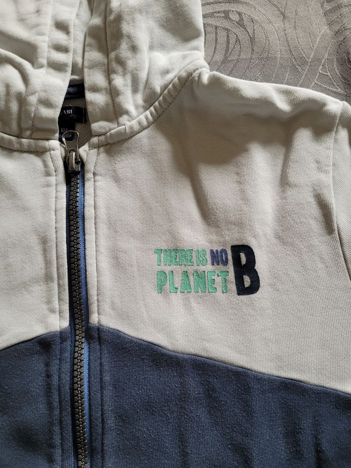 Gilet zippé à capuche - photo numéro 2