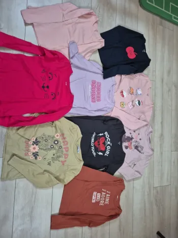 Lot maillots manches longues 8 ans