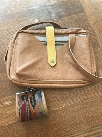 Sac à main et porte monnaie