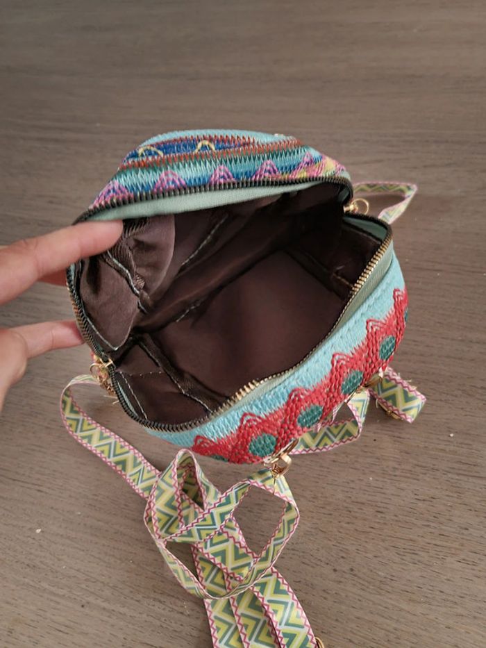 Mini sac a dos coloré pompons - photo numéro 5