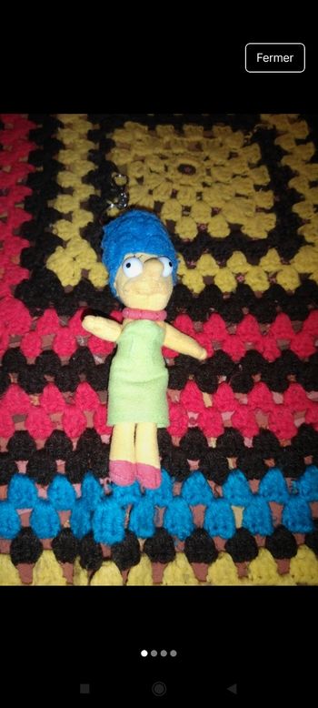 Très belle peluche porte clef j1