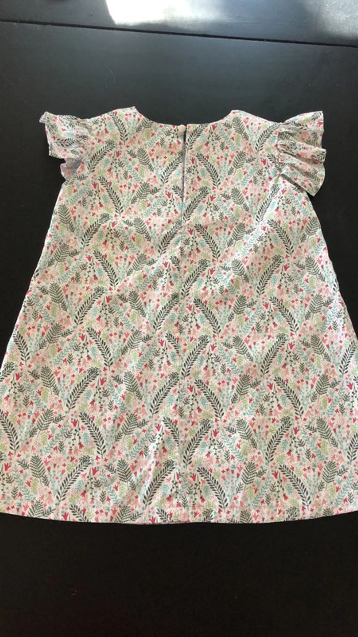 Jolie robe été taille 3 ans - photo numéro 3