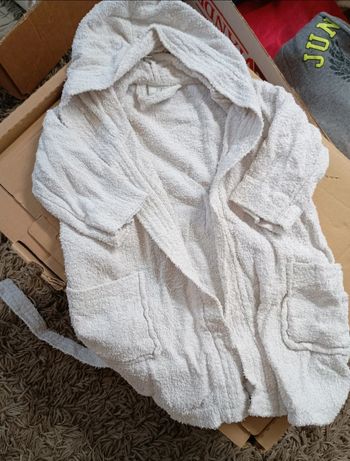 Peignoir à capuche 2-4 ans