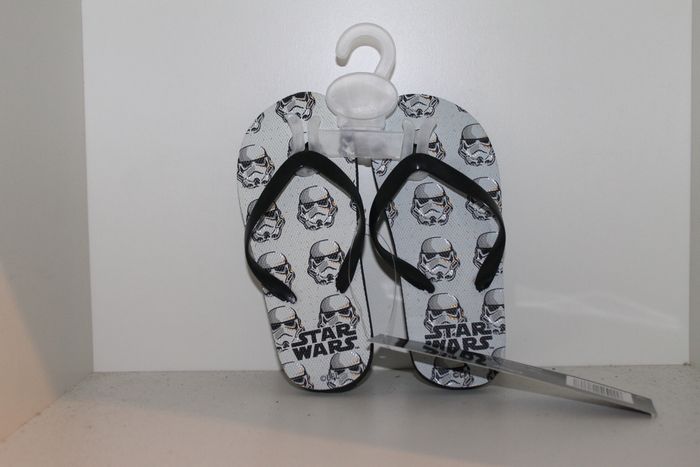 tongs star wars blanche et noire 25/27 - photo numéro 1