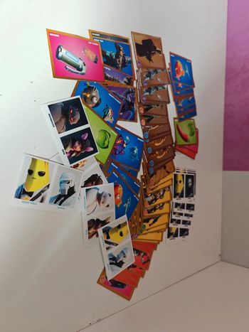 Carte fornite autocollantes