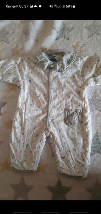 Surpyjama blanc et gris